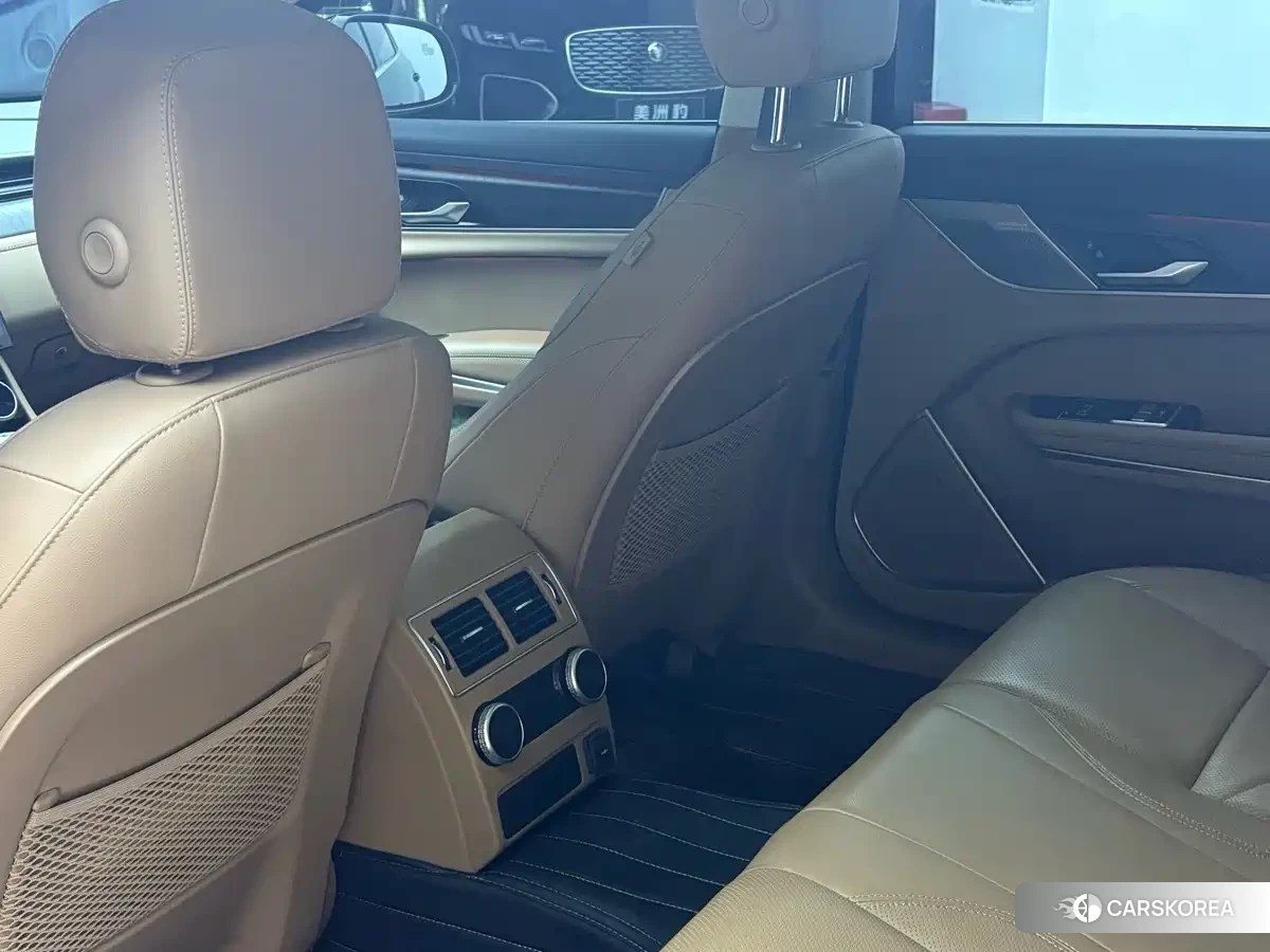 Jaguar XFL id 4554153 из Китая 7