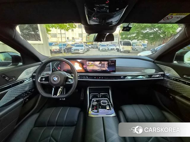 BMW 7 Series (G70) id 4322901 из Кореи 16