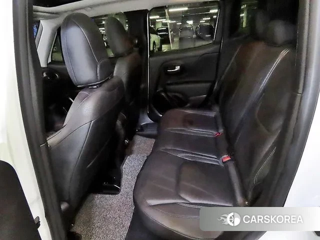 Jeep Renegade id 3225647 из Кореи 17