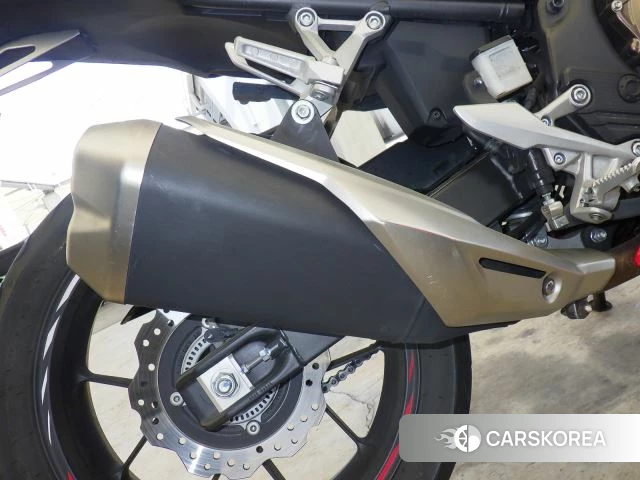 Honda CBR400R id 4184743 из Японии 23