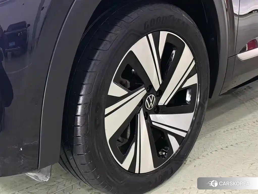 Volkswagen Teramont id 4539215 из Китая 11