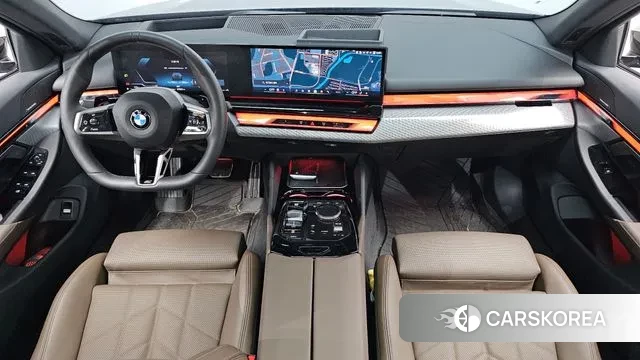 BMW 5 Series (G60) id 3769464 из Кореи 17