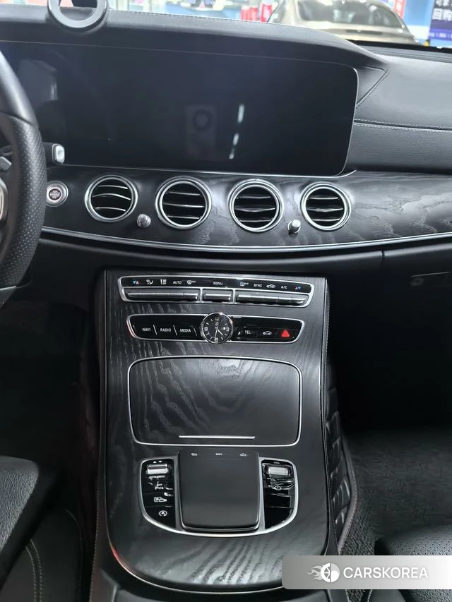 Mercedes-Benz E-class id 4253509 из Китая 12
