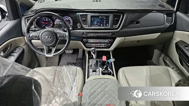 Kia The New Carnival id 3161684 из Кореи 17