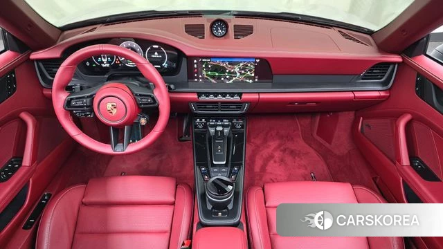Porsche 911(992) id 4349112 из Кореи 29