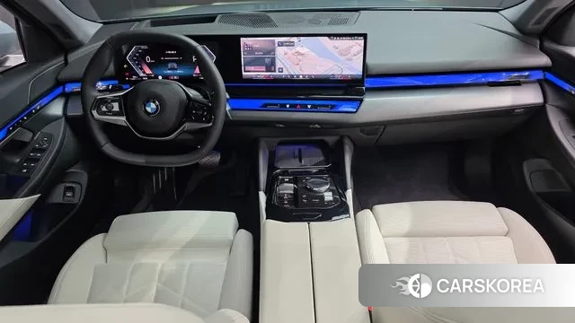 BMW 5 Series (G60) id 3689426 из Кореи 17