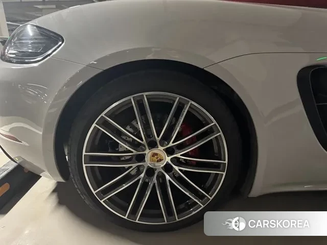 Porsche 718 Boxster id 3529466 из Кореи 7