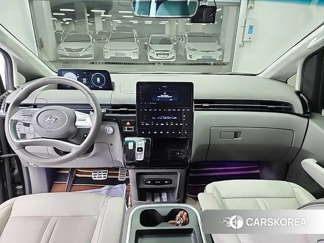 Hyundai Staria id 4549548 из Кореи 15