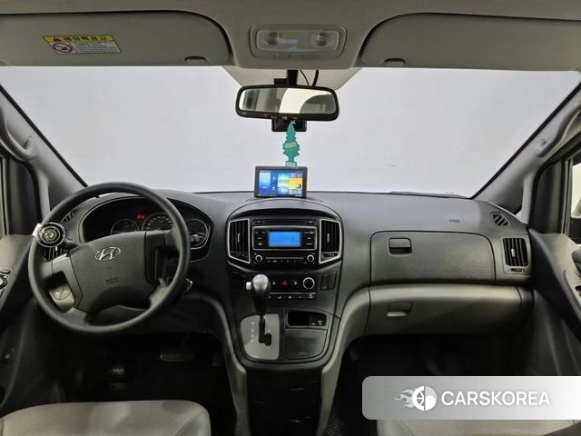 Hyundai The New Grand Starex id 4502378 из Кореи 16