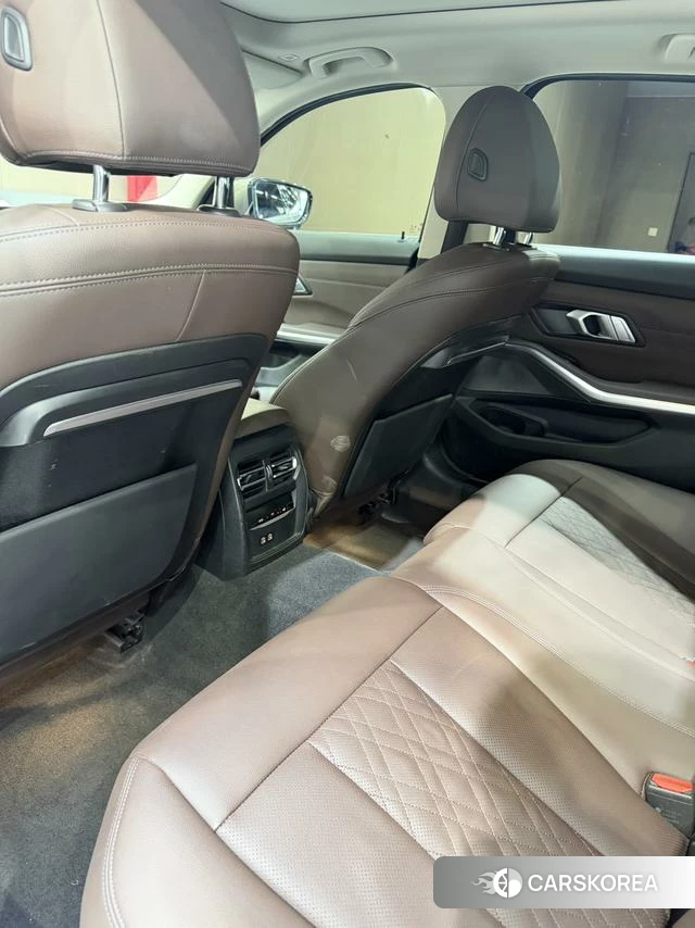 BMW 3 series id 4255952 из Китая 13