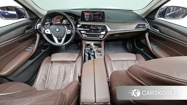 BMW 5 Series (G30) id 3368048 из Кореи 17