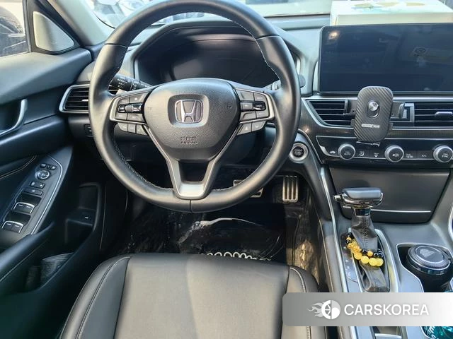Honda Accord id 4260650 из Китая 9
