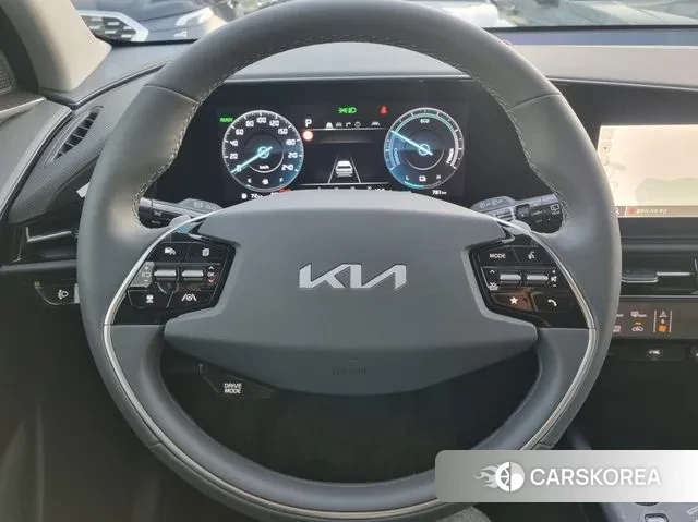 Kia Di Ol Nu Niro id 3750730 из Кореи 17