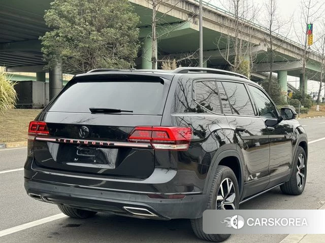 Volkswagen Tourang id 4260042 из Китая 16