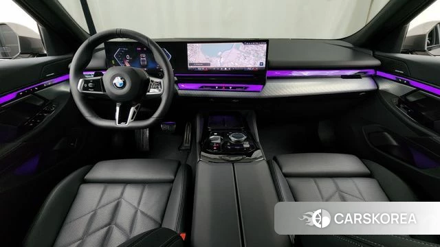 BMW 5 Series (G60) id 3921531 из Кореи 17