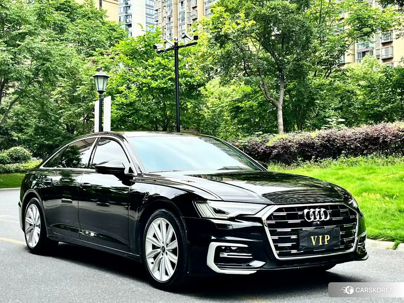 Audi A6L id 4467613 из Китая 7