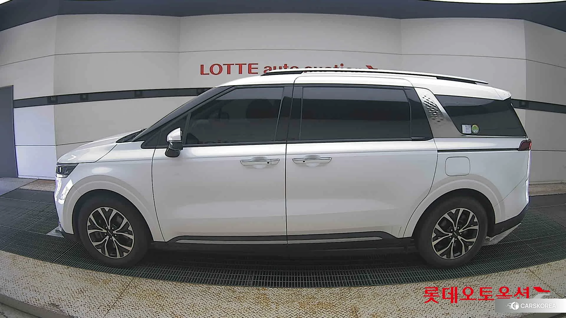 Kia Carnival id 4664344 из Кореи 34