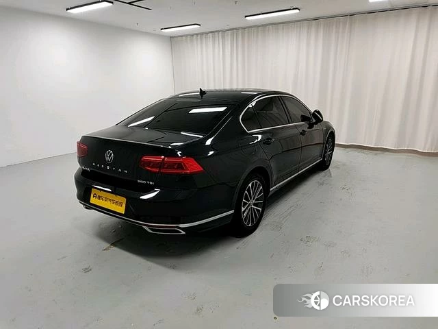 Volkswagen Magotan id 4219312 из Китая 16