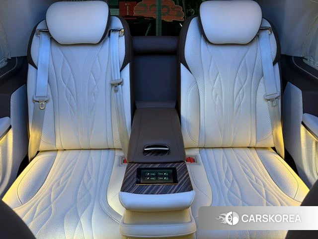 Mercedes-Benz V-class id 4300441 из Китая 17