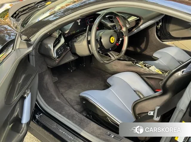 Ferrari SF90 Stradale id 3478549 из Кореи 17