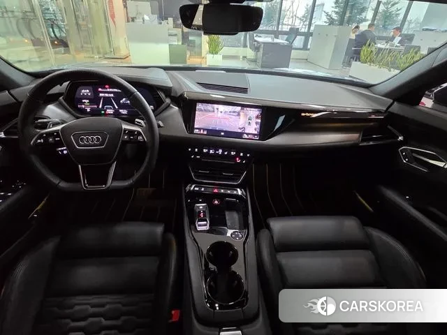 Audi e-Tron GT id 3725984 из Кореи 17