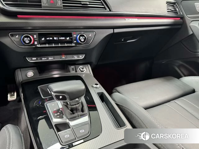 Audi Q5L id 4213336 из Китая 17