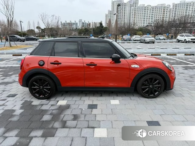 Mini Cooper S id 3873383 из Кореи 17