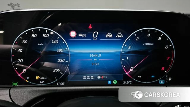 Mercedes-Benz E-Class W214 id 4655628 из Кореи 32