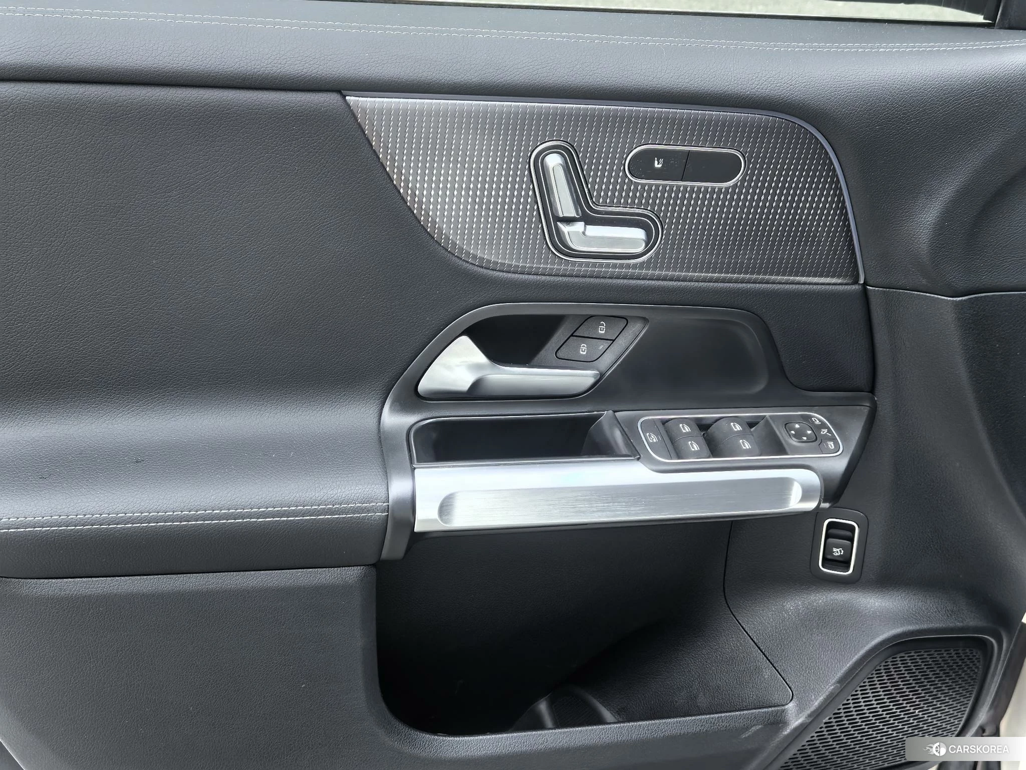 Mercedes-Benz GLB id 4515227 из Китая 9