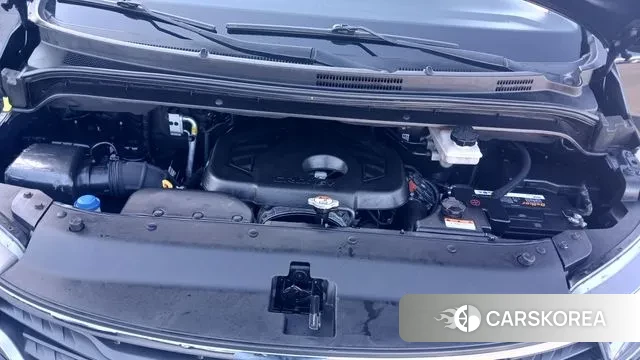 Hyundai The New Grand Starex id 3535369 из Кореи 17