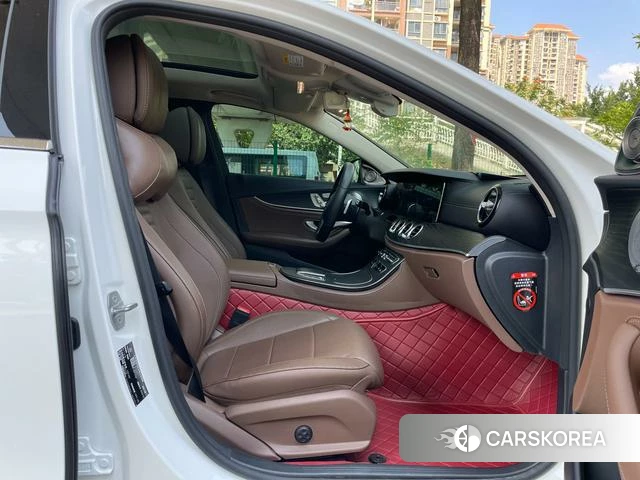 Mercedes-Benz E-class id 4220972 из Китая 18