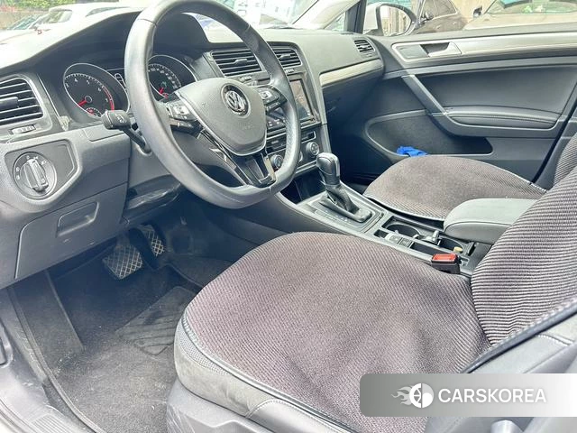 Volkswagen Golf id 4211472 из Китая 15