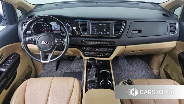 Kia The New Carnival id 4873417 из Кореи 17