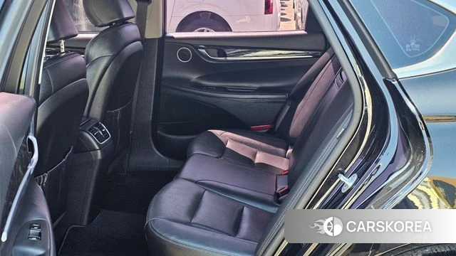 Hyundai Grandeur IG id 4212048 из Кореи 17