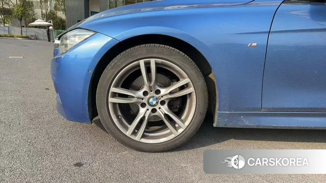 BMW 3 series id 3869532 из Китая 13
