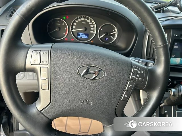 Hyundai The New Grand Starex id 4447042 из Кореи 13