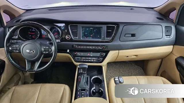 Kia The New Carnival id 3667040 из Кореи 17