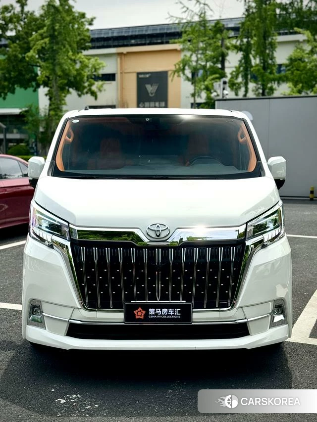 Toyota Hiace id 4368152 из Китая 11