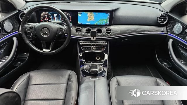 Mercedes-Benz E-Class W213 id 4882667 из Кореи 32