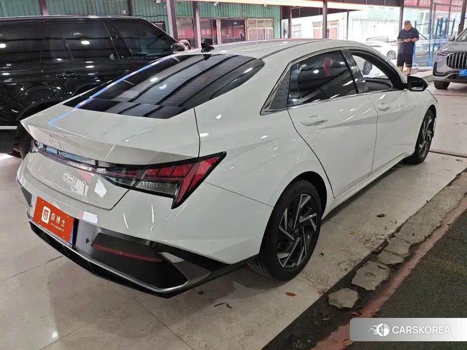 Hyundai Elantra id 4600490 из Китая 7