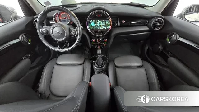 Mini Cooper id 3004691 из Кореи 17