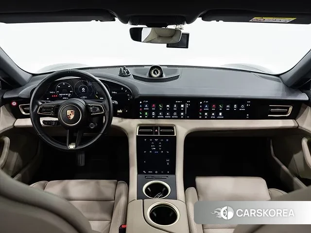 Porsche Taycan id 3701174 из Кореи 17