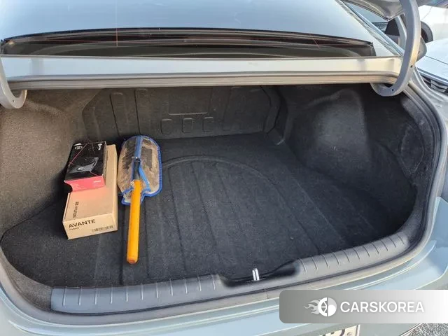 Hyundai Avante Hybrid (CN7) id 3534642 из Кореи 17