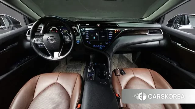 Toyota Camry (XV70) id 3686313 из Кореи 17