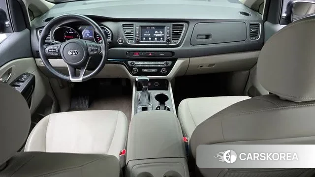 Kia The New Carnival id 3666457 из Кореи 17