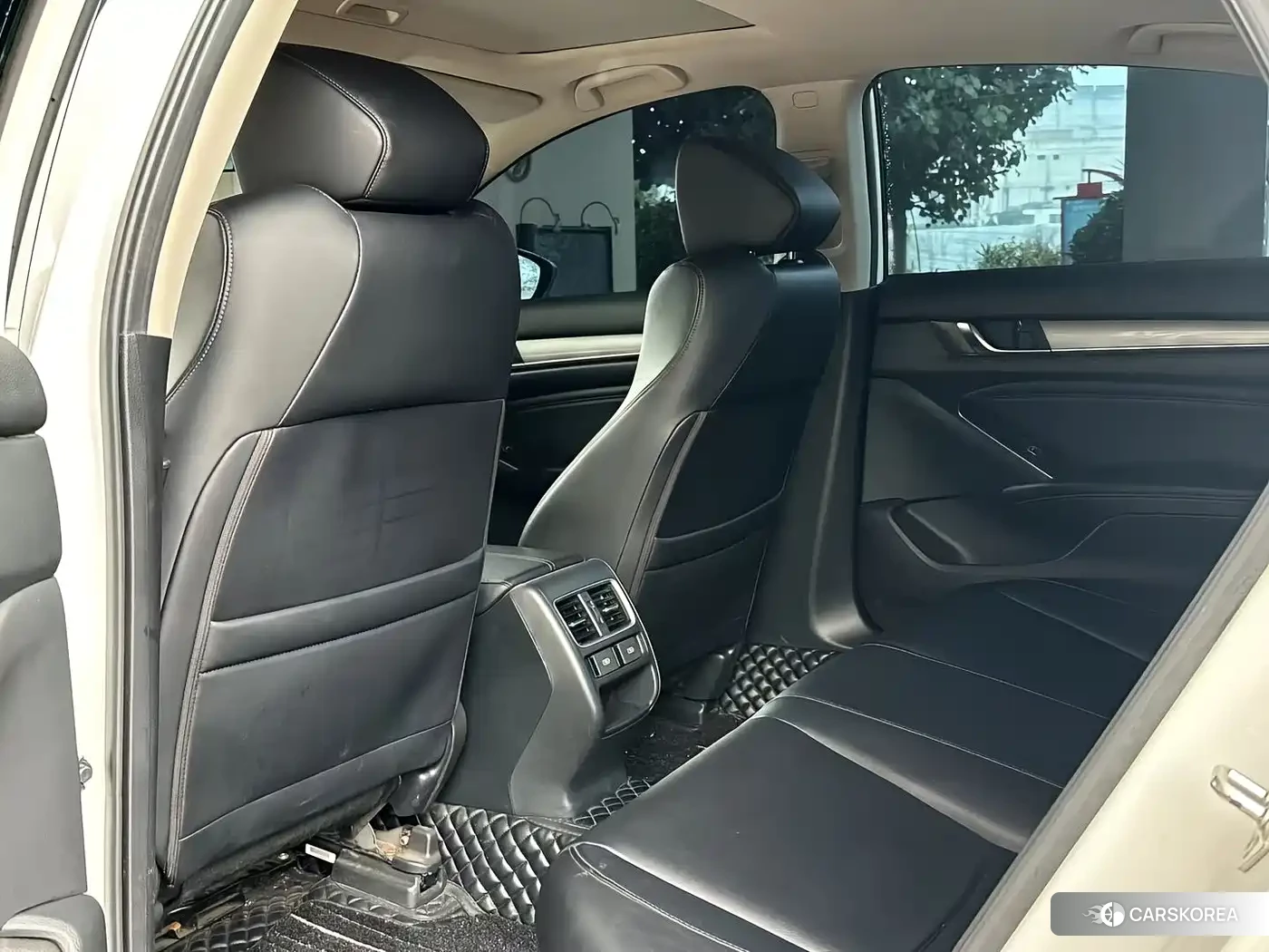 Honda Accord id 4539144 из Китая 7