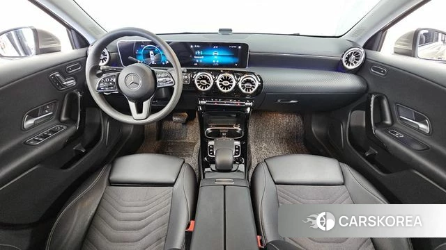 Mercedes-Benz A-Class W177 id 4496398 из Кореи 25