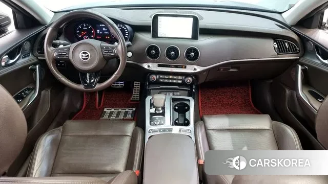 Kia Stinger id 3249262 из Кореи 17