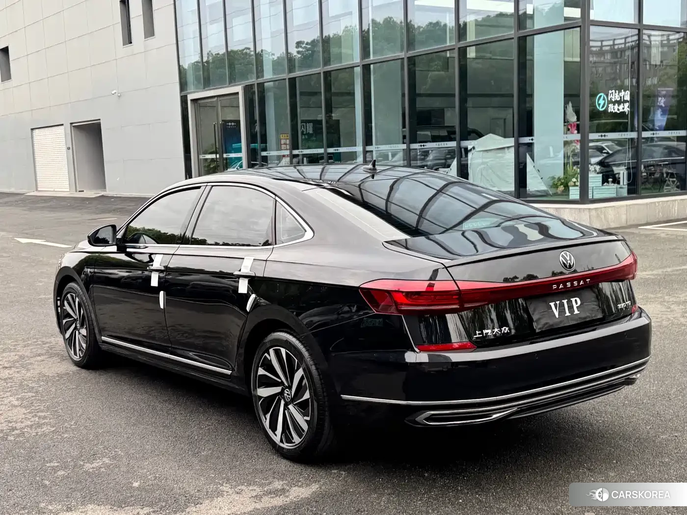 Volkswagen Passat id 4649360 из Китая 21