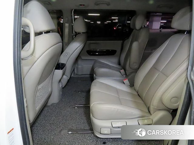 Kia The New Carnival id 4530571 из Кореи 17